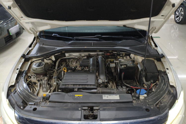 大众 朗逸 2018款 280TSI DSG舒适版 国V机舱底盘24