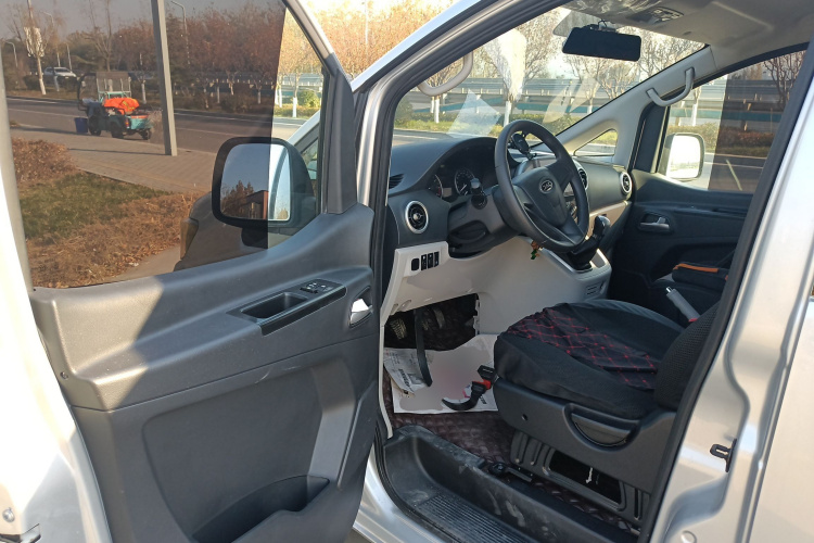 江淮瑞风 瑞风M3 2023款 PLUS 1.5T 5/7座经典版中控内饰20