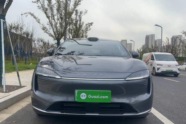 鸿蒙智行 智界R7 2025款 增程 251km Max车身外观6001