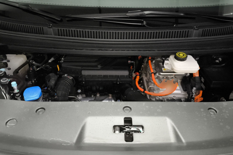 腾势D9 2022款 DM-i 1040 尊贵型局部细节24