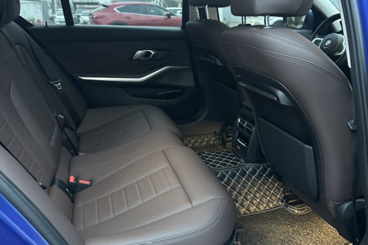 宝马3系 2020款 320Li M运动套装中控内饰7004