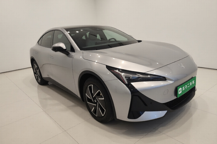 ARCFOX极狐 极狐 阿尔法S5 2025款 560PRO 185kW车身外观3