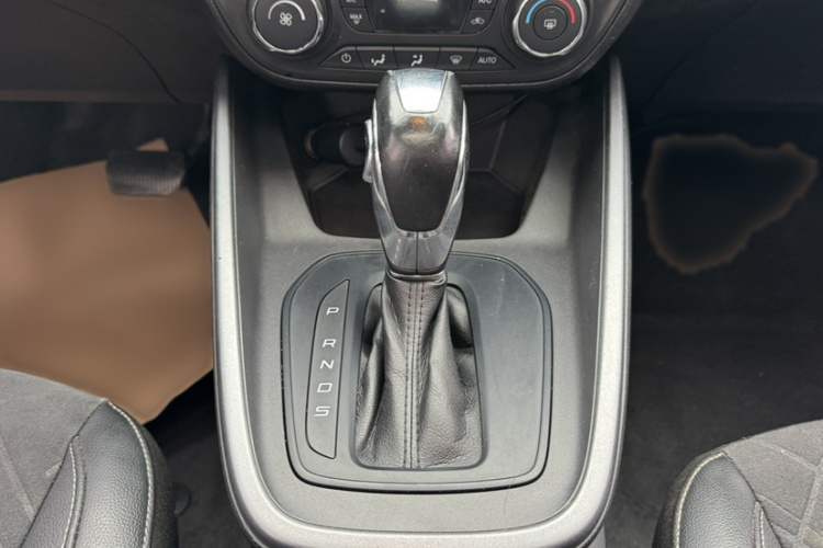 福特 福睿斯 2019款 改款 1.5L 自动悦享型 国VI局部细节18