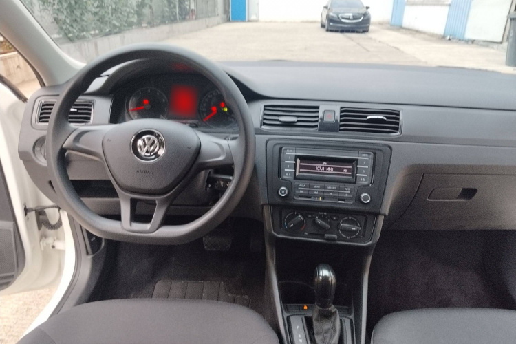 大众 桑塔纳 2021款 1.5L 自动风尚版中控内饰7003