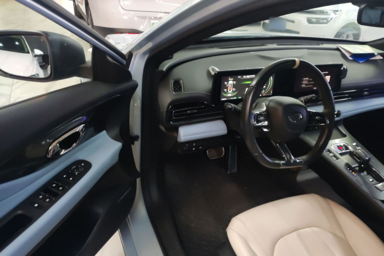 广汽传祺 2023款 影豹H 智能混动版中控内饰20