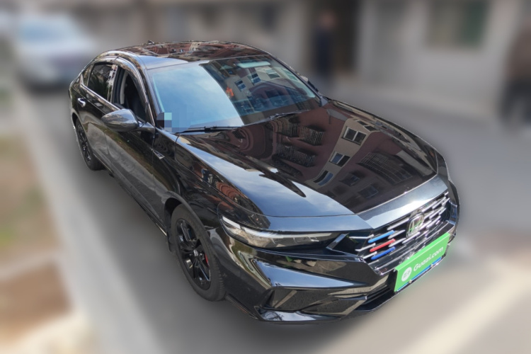 本田 雅阁 2025款 260TURBO 豪华版车身外观3