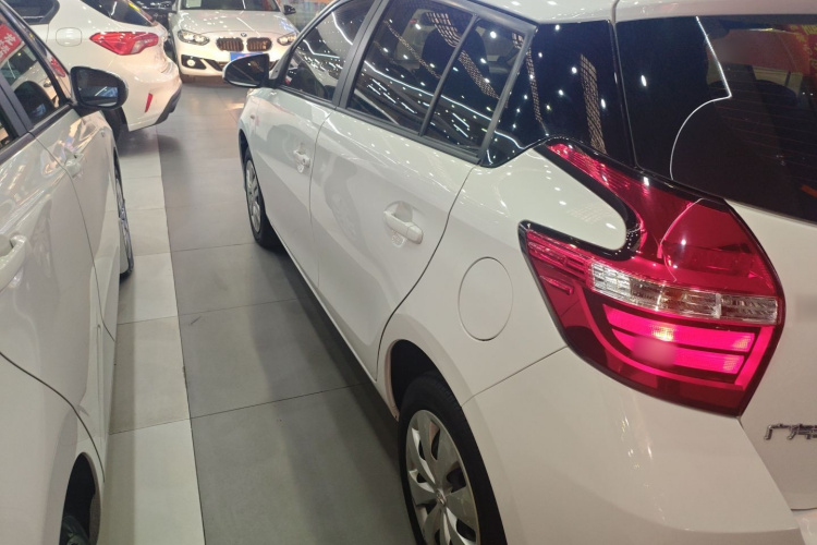 丰田 YARiS L 致炫 2019款 1.5E CVT魅动版 国VI车身外观4