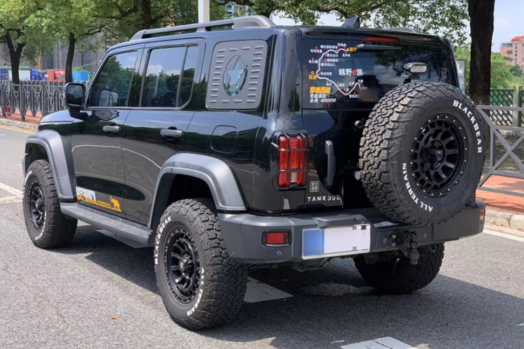 坦克300 2021款 越野版 2.0T 征服者车身外观6014