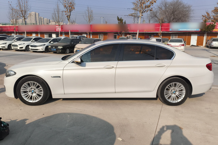 宝马5系 2014款 525Li 领先型车身外观4
