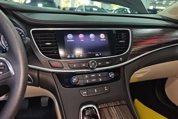 别克 君越 2019款 28T 精英型局部细节16