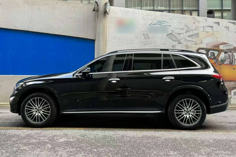 奔驰GLC 2023款 GLC 300 L 4MATIC 动感型 7座车身外观6001