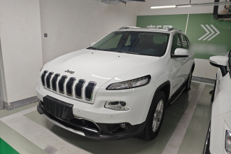 Jeep 自由光 2016款 2.4L 专业版