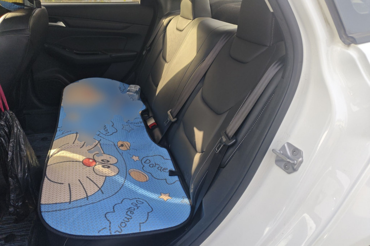 福特 福睿斯 2021款 1.5L 自动铂金版中控内饰21