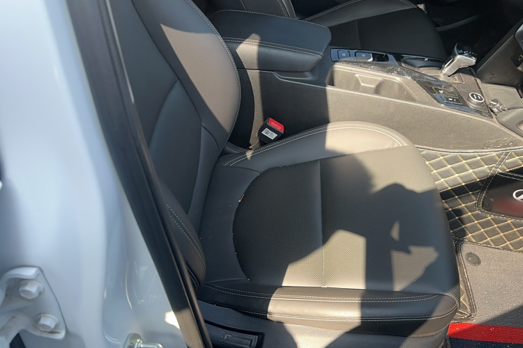 北京现代ix35 2021款 2.0L 自动两驱GLS领先版局部细节41