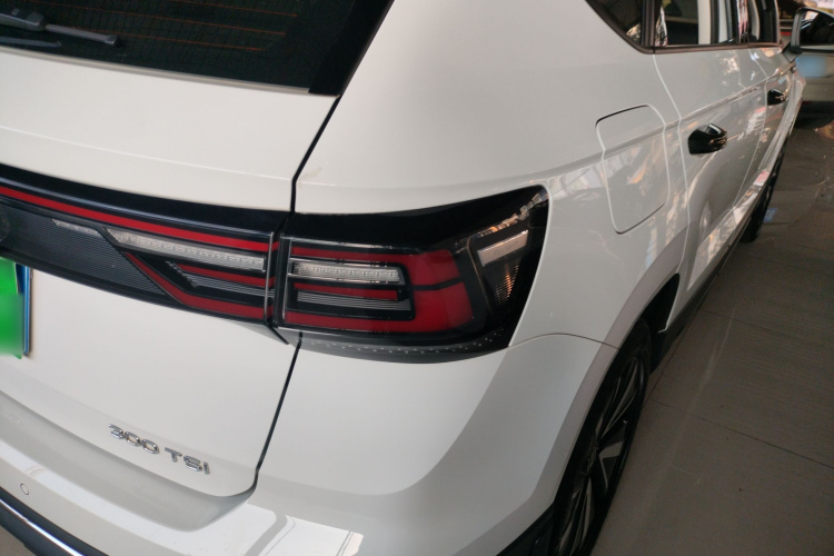 大众 途岳 2023款 300TSI 两驱皎月版车身外观6006