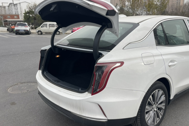 红旗E-QM5 2024款 500km 出行版车身外观6007