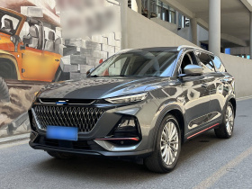 长安欧尚X7 PLUS 2022款 1.5T 蓝鲸版自动Geeker旗舰型