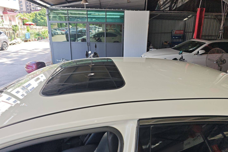 日产 天籁 2016款 改款 2.0L XL舒适版局部细节57