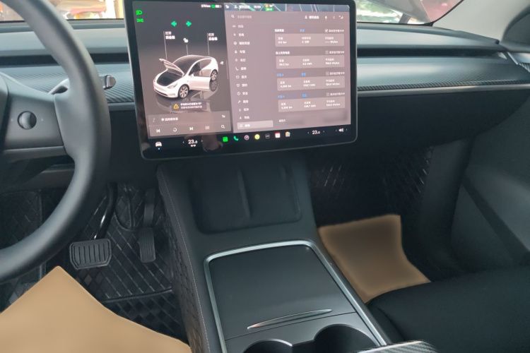 特斯拉 Model Y 2022款 改款 长续航全轮驱动版局部细节16