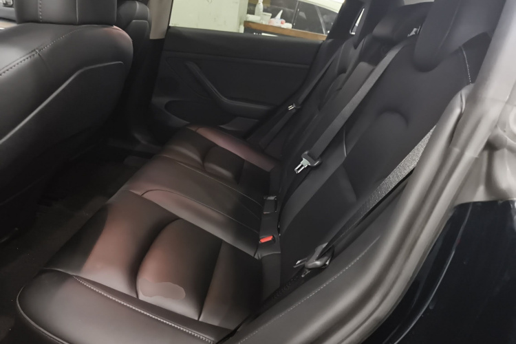 特斯拉 Model 3 2022款 后轮驱动版中控内饰7004