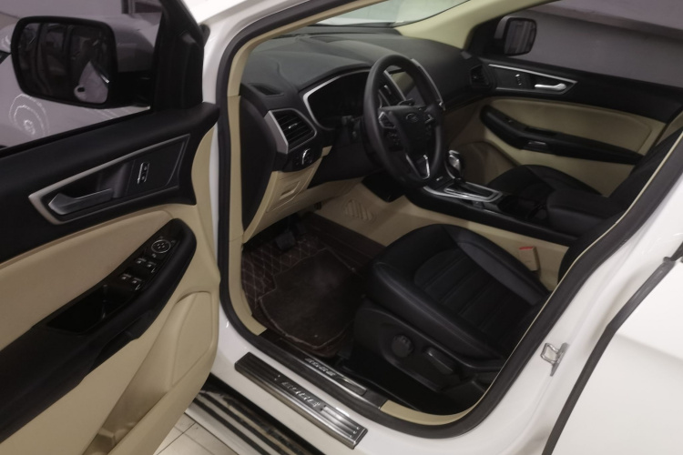 福特 锐界 2016款 EcoBoost 245 两驱精锐型 5座中控内饰7003