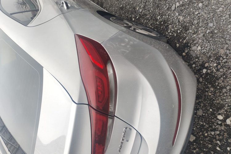 现代 领动 2016款 1.6L 自动智炫·豪华型车身外观6007