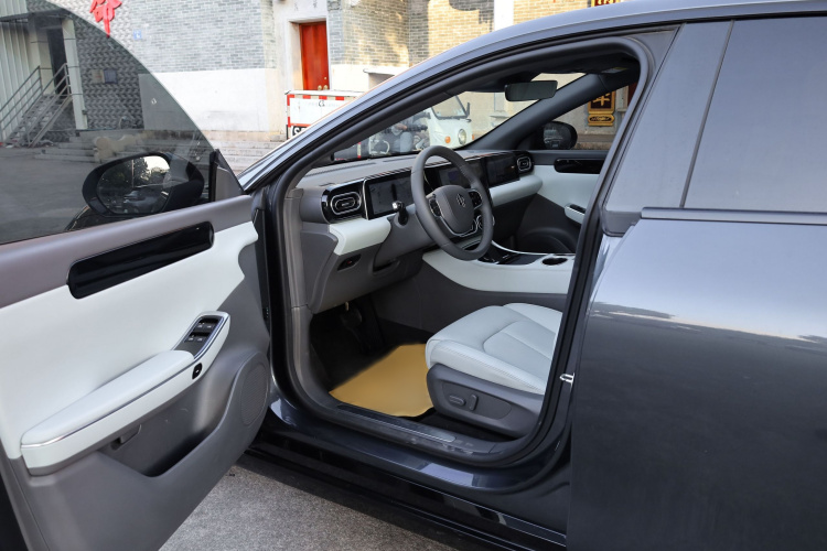 零跑汽车 零跑C01 2023款 525舒享版中控内饰7004