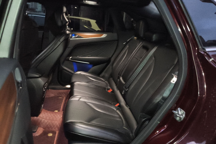 林肯MKC 2019款 2.0T 两驱尊雅版 国VI中控内饰21