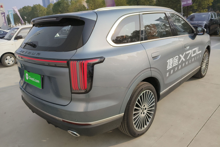 捷途X70L 2026款 2.0TD 自动旗舰 7座车身外观7