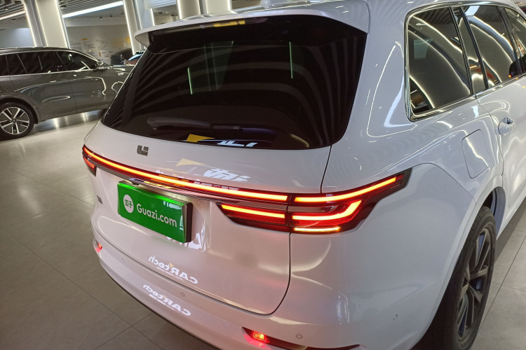 理想汽车 理想ONE 2021款 增程6座版车身外观6