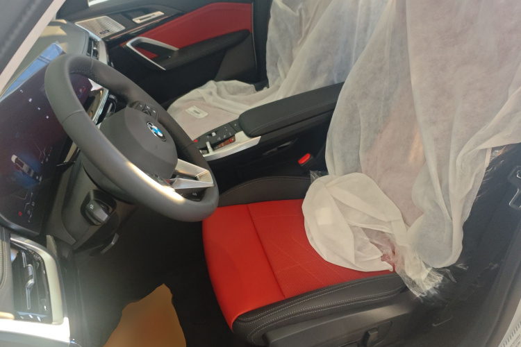 宝马X1 2025款 sDrive25Li X设计套装中控内饰19