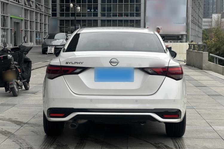 日产 轩逸 2023款 1.6L CVT悦享版车身外观6007