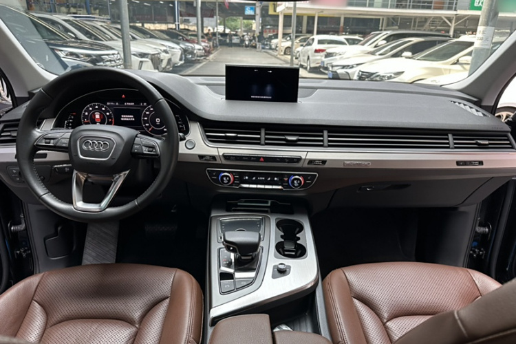 奥迪Q7 2018款 40 TFSI S line运动型局部细节14