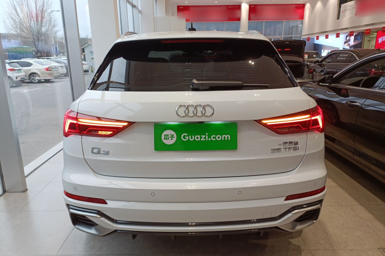 奥迪Q3 2024款 35 TFSI 时尚动感型车身外观6
