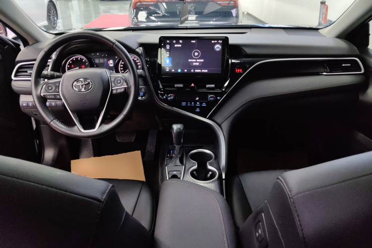 丰田 凯美瑞 2021款 2.0G 豪华版中控内饰12