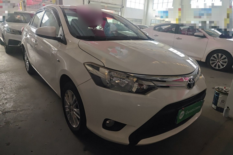 丰田 威驰 2014款 1.5L 手动智尚版车身外观3