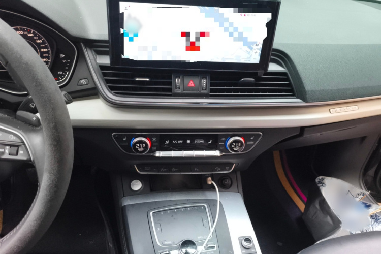 奥迪Q5L 2018款 40 TFSI 荣享时尚型 国VI局部细节16