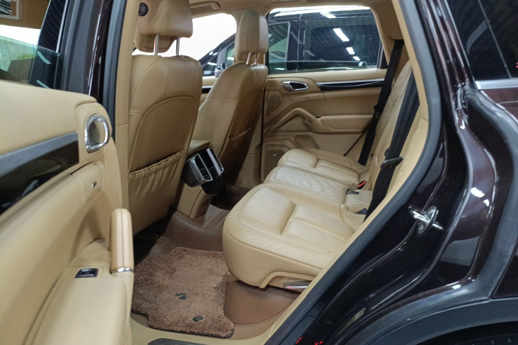 保时捷 2016款 Cayenne 3.0T中控内饰21