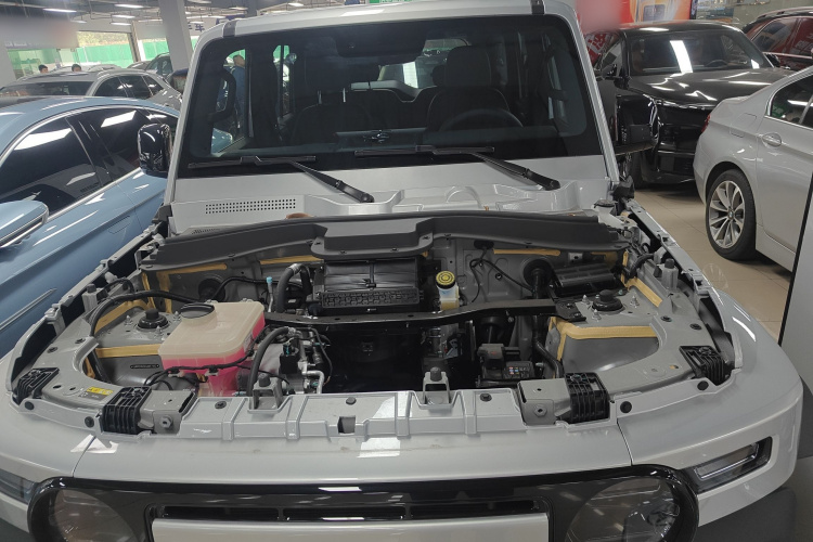 奇瑞iCAR V23 2025款 401两驱进阶版机舱底盘24