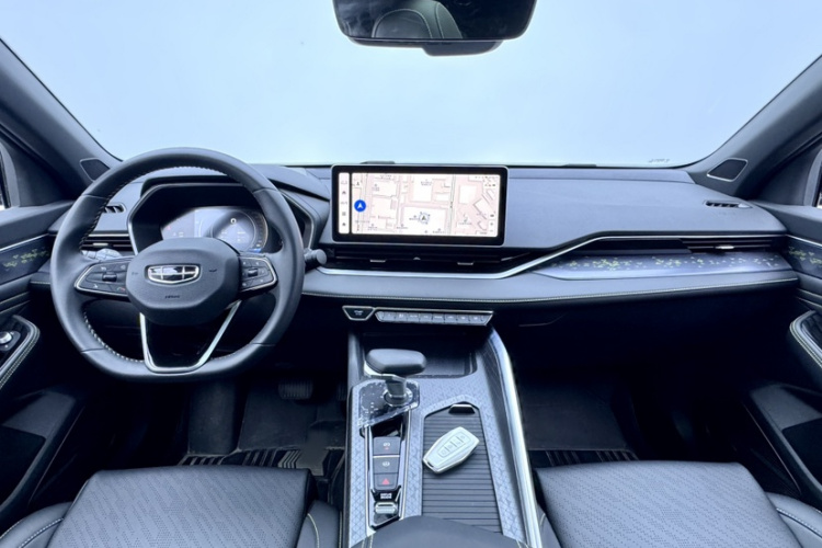 吉利汽车 星瑞 2023款 1.5TD 扶摇版中控内饰7002