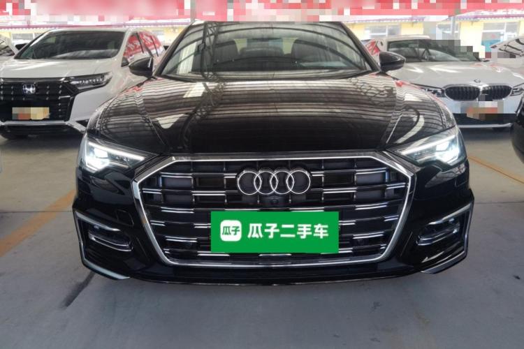 奥迪A6L 2024款 45 TFSI 臻选动感型车身外观2