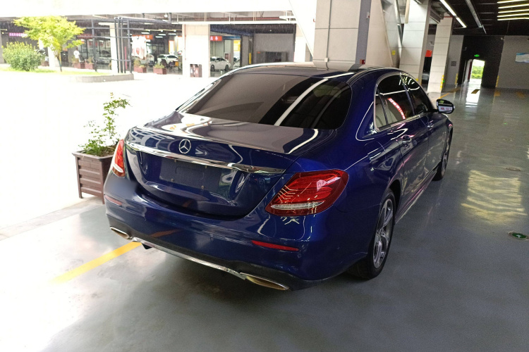 奔驰E级 2018款 E 300 L 运动时尚型车身外观6005