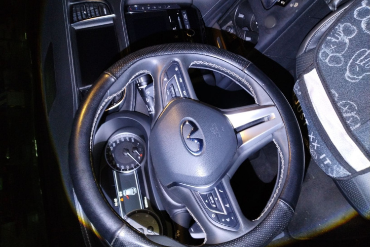 英菲尼迪QX50 2020款 2.0T 四驱领航版中控内饰13