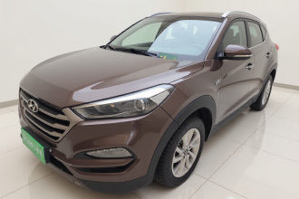 现代 途胜 2015款 1.6T 双离合两驱智能型