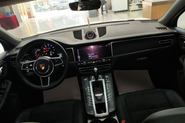 保时捷 2018款 Macan 2.0T中控内饰12
