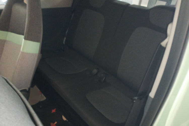 五菱汽车 宏光MINIEV 2021款 马卡龙臻享款 磷酸铁锂中控内饰7004