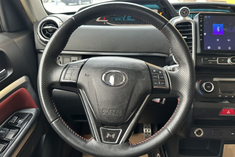 长城M2 2014款 1.5L 手动都市版局部细节13