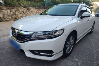 本田 思铂睿 2015款 2.0L 尊贵版