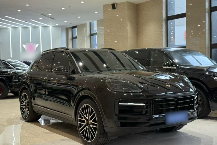 保时捷 2025款 Cayenne 3.0T车身外观6002