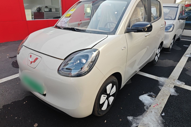 五菱汽车 宏光MINIEV 2025款 四门版 进阶款车身外观4